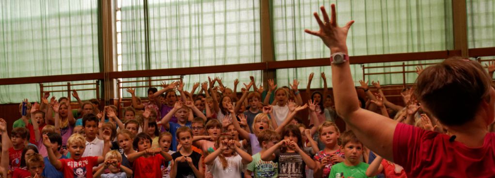 Spaß haben Bewegungslieder singen